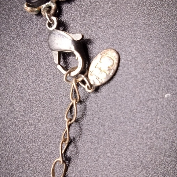 VINTAGE CAROLINA HERRARA NECKLACE - Picture 6 of 9